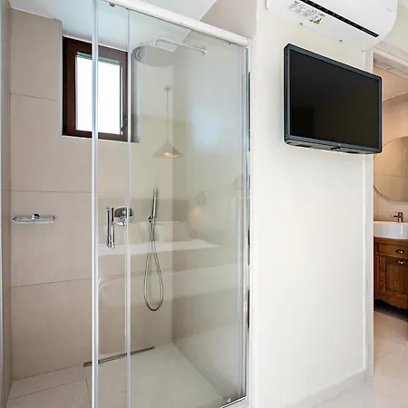 Amara فيلة ريثيمنو