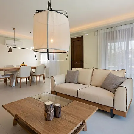 Amara Villa *